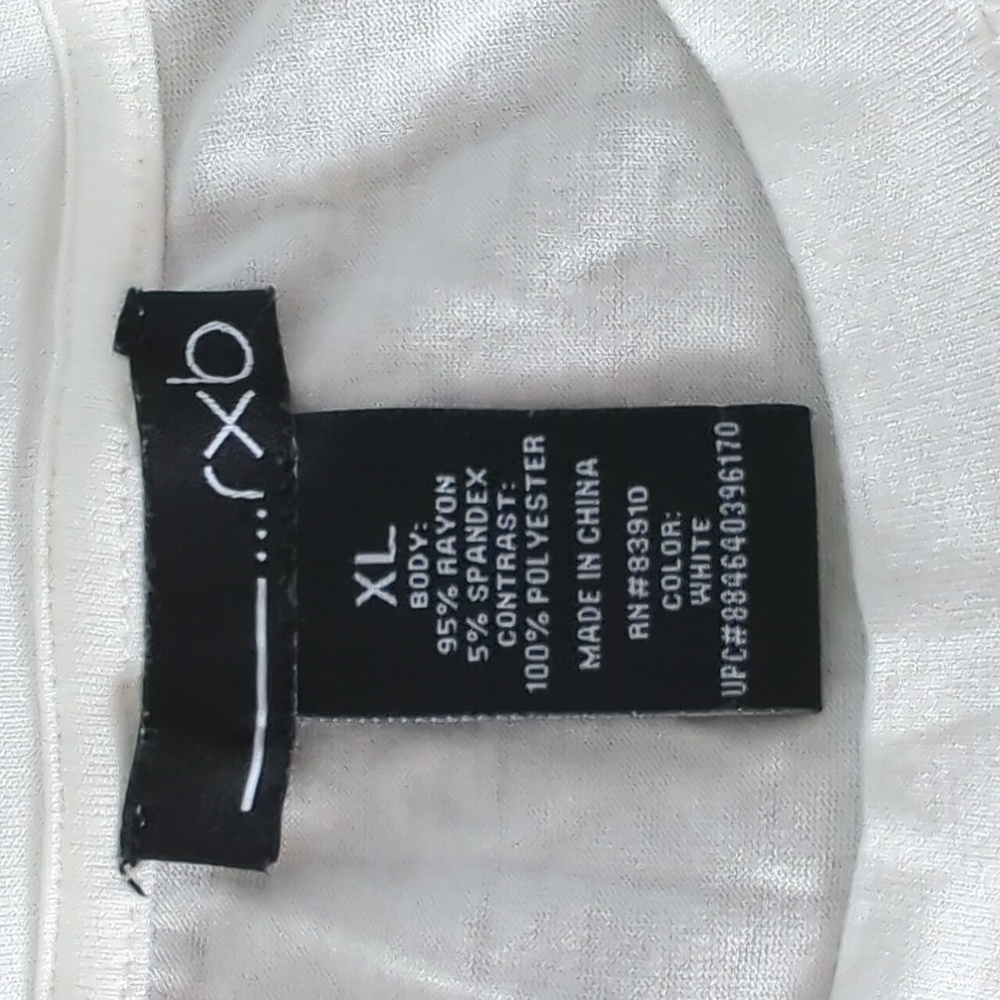 RXB White Textured Short Sleeve Blouse Women's XL Casual Minimalist Top - Picture 2 of 3